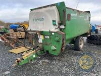 Keenan 340 rear discharge diet feeder relined & checked by Keenan, can feed both sides at same time, with shaft - 3