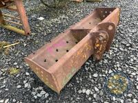 Sheugh bucket JCB 3CX - 3