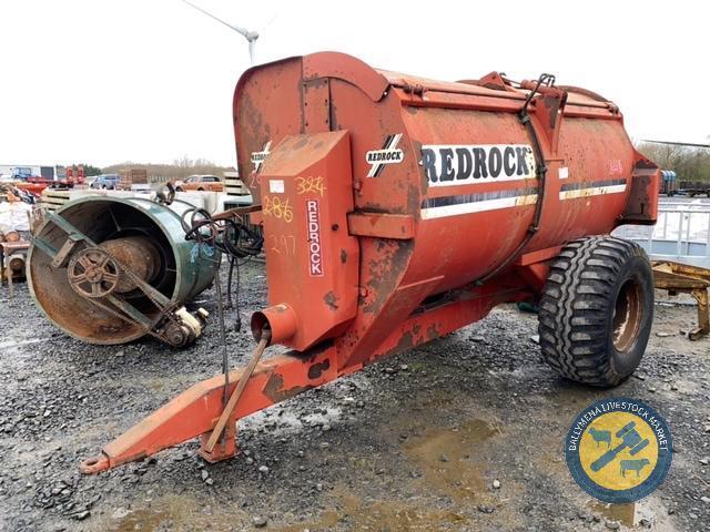 Redrock manure spreader