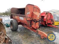 Redrock manure spreader - 3