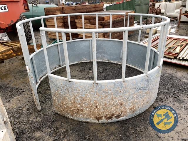 Cattle feeding ring