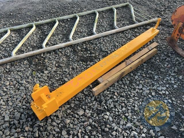 Yellow toe extension with ball hitch