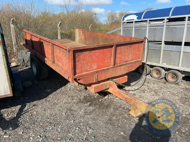 12x7 tractor tipping trailer with 3ft bale extension