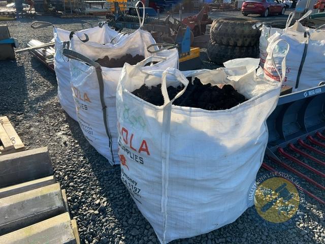 3x bags of peat