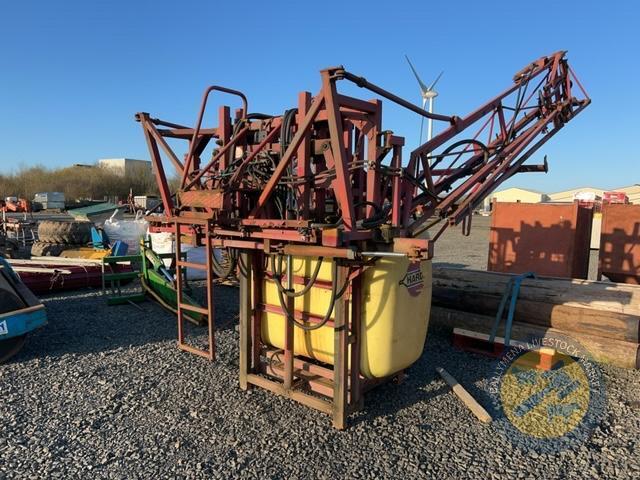 Hardi 1000L sprayer