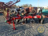Kvernland 4 furrow reversible plough - 3
