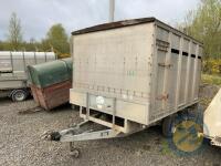 10x7 Bateson cattle trailer