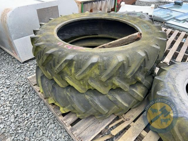 2x Kleber tyres