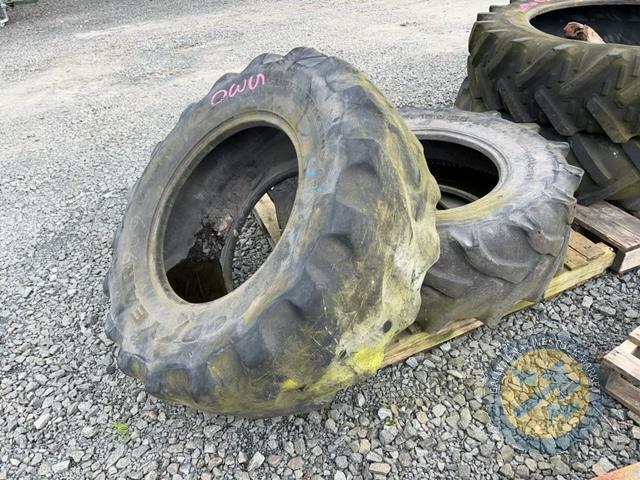 2x Goodyear tyres