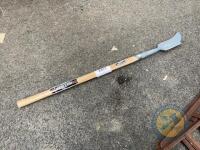 Bull hook