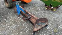 Gormley yard scraper