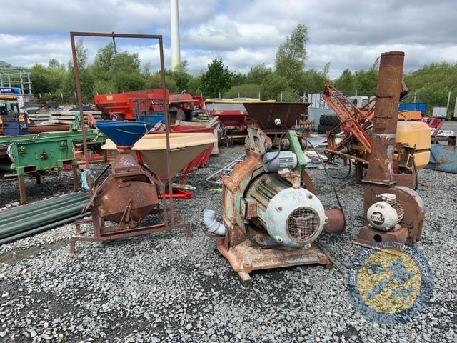 Simon Brown hammer mill No.8 with grain blower and top wire - 5 tonne per hour