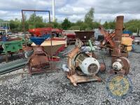 Simon Brown hammer mill No.8 with grain blower and top wire - 5 tonne per hour