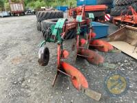 Kverneland 14 inch 3 furrow spring release plough - ploughs perfectly - 3