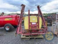 Hardi sprayer with folding booms - 2