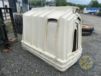 4 Calf hutches - 3