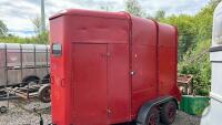 Red horse box - 2