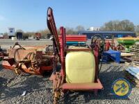 800L Hardi crop sprayer - 4