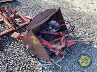 Massey Ferguson power loader complete with bucket spool valves & frame - 2