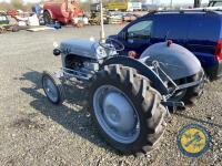 1952 Ferguson Agri tractor - 5