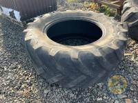 2x 480/65R28 Kleber tyres - 2