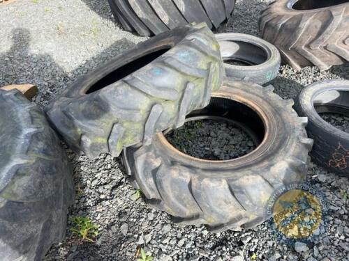 2 Tyres 13.6 R24