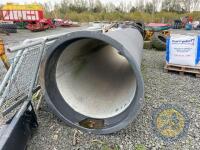 Ductile Iron pipe 1200mm diameter x 5m long with interbal cement lining and external coating never used (pipe stamped 120 PAM-STO) 2GS =£10000 new - 3