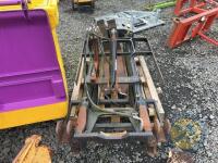 Forklift mast - 4