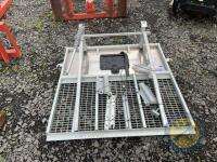 New IFor williams plant trailer door & ramps - 3