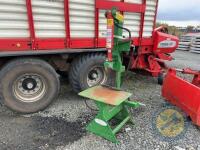 Kentec vertical log splitter