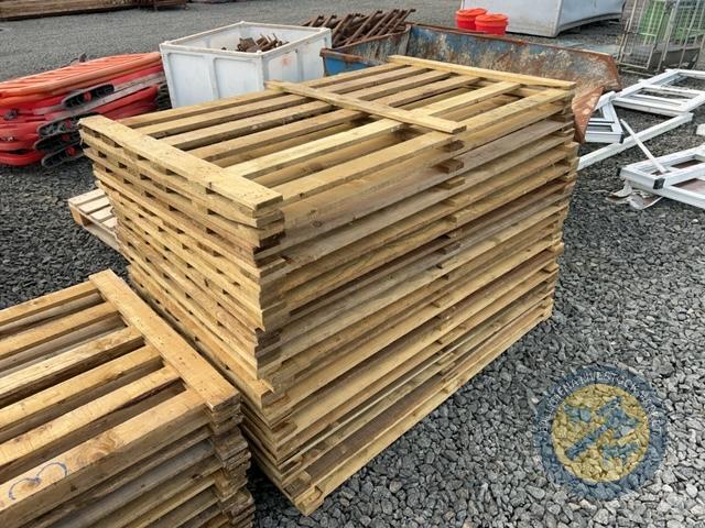 20x 5ft wooden sheep hurdles