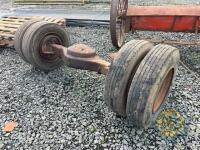 Twin wheeled lorry axle - 2