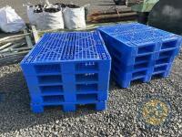 10 Plastic Pallets - 2