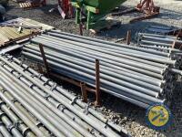 38x 10ft galvanised poles, 21x 6ft galvanised poles, 51x long bars, 47x short bars, 16x middle bars, 16x adjustable feet, 7x stays - 4