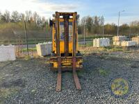 2.5 tonne Climax forklift with cab and side shift 1990 - 2