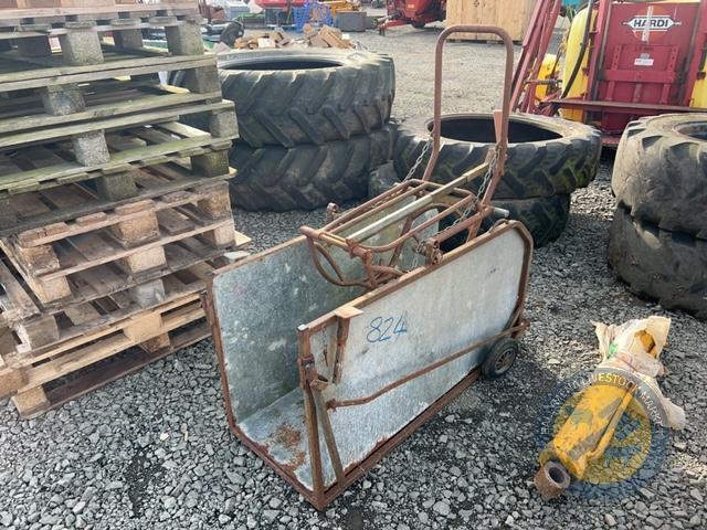 Comodore turnover crate