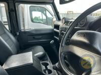 Land Rover Defender 110 XS TD 2198cc 2013 - 8