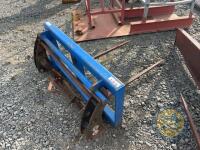 Chilton bracket with bale spike & head - 3