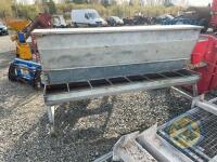 8ft bull feeder - 2