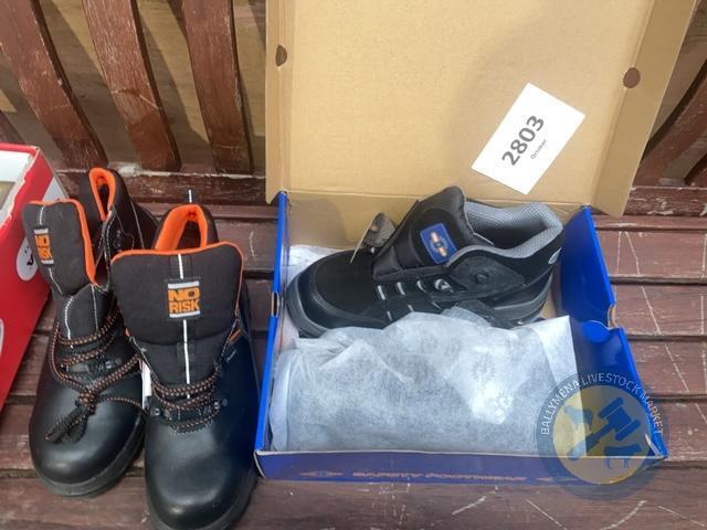 New size 9 safety work boots