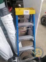 4ft step ladder