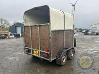 Homemade double horsebox with spare wheel - 4