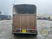 Homemade double horsebox with spare wheel - 5