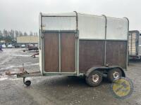 Homemade double horsebox with spare wheel - 8
