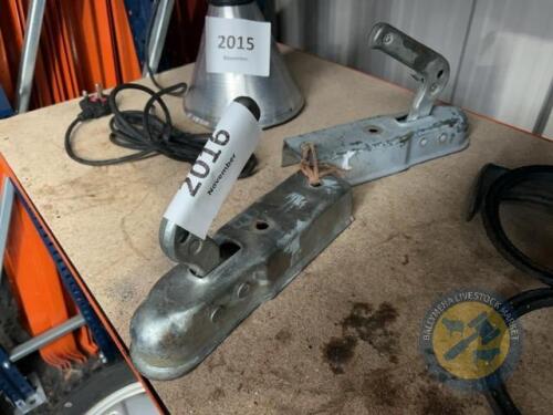 Pair of trailer hitches