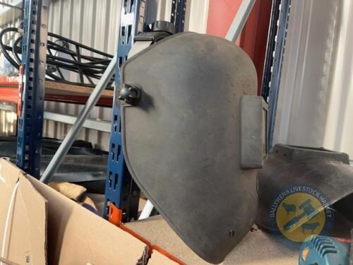 1 head mask, 1 hand held welding mask