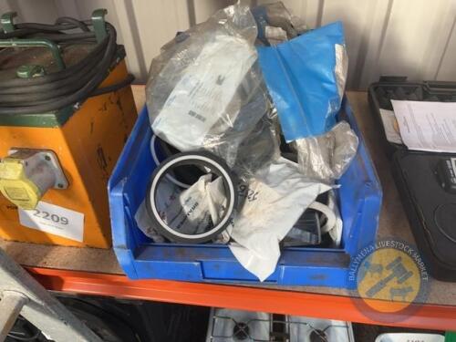 Box lot hydraulic ram seals new