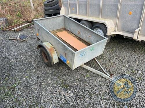 Single axle car trailer