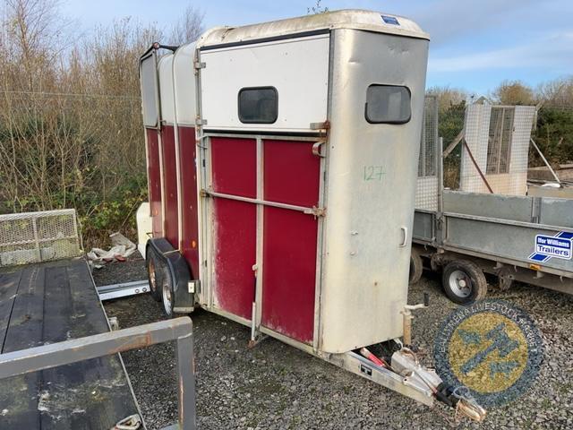 Ifor Williams Horsebox aluminium floor, Front & rear unload