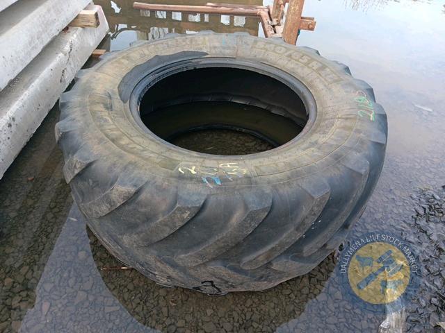 540/65 R28 tractor tyre